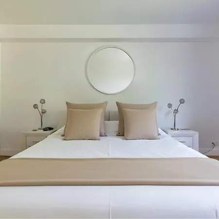 Cosy - Eiffel Tower Apartman